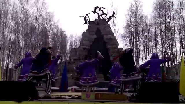 'Праздничный танец'
