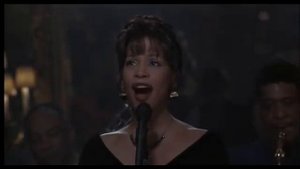 Уитни Хьюстон поёт "I believe in you and me" в фильме "Жена священника". 1996 г.