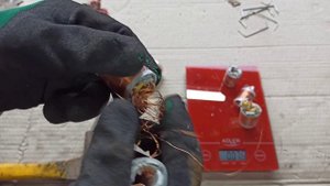 СТРОЧНЫЕ ТРАНСФОРМАТОРЫ. СКОЛЬКО МЕДИ?. ОБЖИГ МЕДИ. КАК ОБЖЕЧЬ ТДКС. ДОБЫВАЮ МЕДЬ.