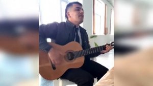 ТОЧИК БАЧА ЯЧИ МЕХОНА, БО ГИТАРА 2021 / Таджик поёт на гитара от души 2021