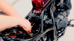 Honda Rebel 1100 unboxing / Распаковка и сборка новенького мотоцикла Honda Rebel 1100 (CMX1100) 202