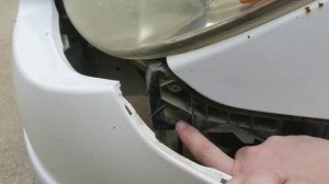 Installing and Aiming Pontiac Vibe Headlight Assemblies