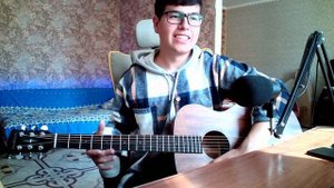 24 часа учусь играть на гитаре