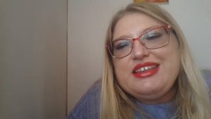 Об ароматах Dior  J'Adore: J'adore L'absolu edp absolue, J'adore edp, J'adore hair mist