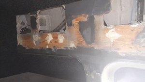 Перетяжка ковролином салона Форд Транзит