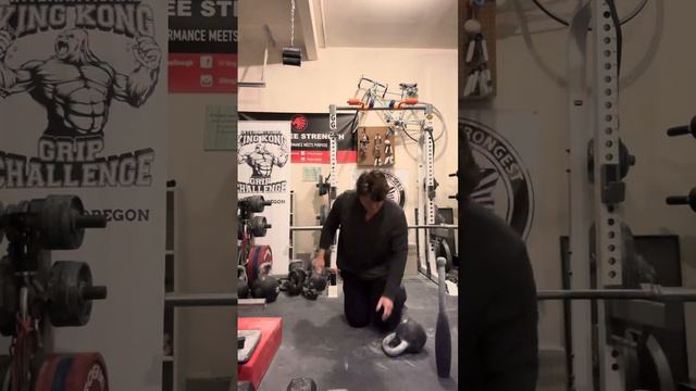 Right Hand Wrist Work🦁25 LB Steel Club Rear Level Hold w/ 24 KG (53 LB) KB Supination Wrist Turns🦁 смотреть онлайн