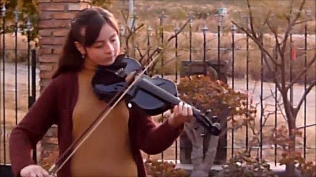 Niña violinista de 12 años interpreta Czardas de Monti - Johanna Belén смотреть онлайн