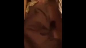 Школьница устроила трансляцию издевательств над своим дедушкой в Перископе