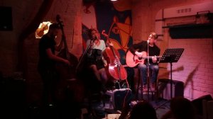 ДАРЬЯ ЛОВАТЬ. ПЕСНЯ "ЗЕМЛЯ, ЗЕМЛЯ- Я ЮПИТЕР"