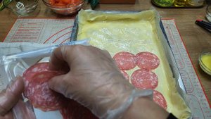 Быстро и вкусно! Закусочный пирог из готового теста фило!