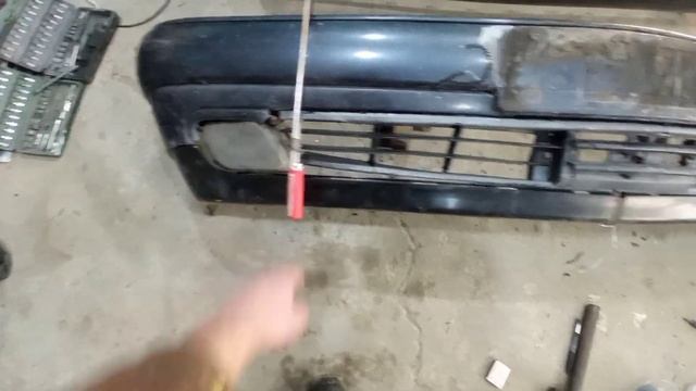 Из Тойоты в Мерседес. Восстановление бамперов w210. часть 1 смотреть онлайн