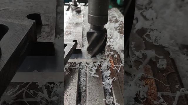 Фрезеровка на фрезерном станке. смотреть онлайн