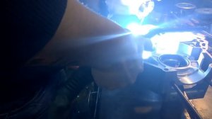 варим лопнувшую крышку картера YX160