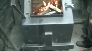 котел длительного горения. грузим дровами.