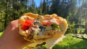 Большая, сочная шаурма в походных условиях