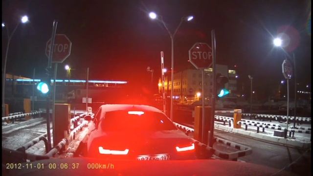 Выезд с парковки Домодедово смотреть онлайн