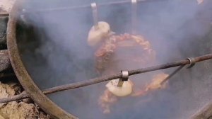 Самодельный тандыр из бочек. Баранина получилось супер.