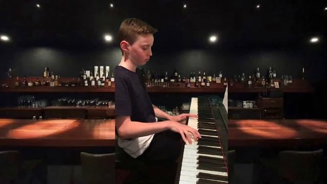 Piano Man смотреть онлайн