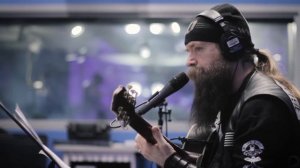 10 электрогитаристов, успешных в акустике