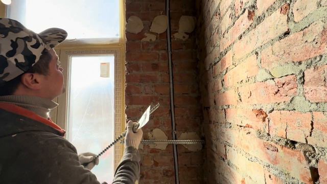 КАК ПОСТАВИТЬ МАЯКИ ПО ЛАЗЕРНОМУ УРОВНЮ ПОД 90º,НА ПРИМЕРЕ ДВУХ СТЕН С ОКОННЫМ ПРОЁМОМ #как #маяки