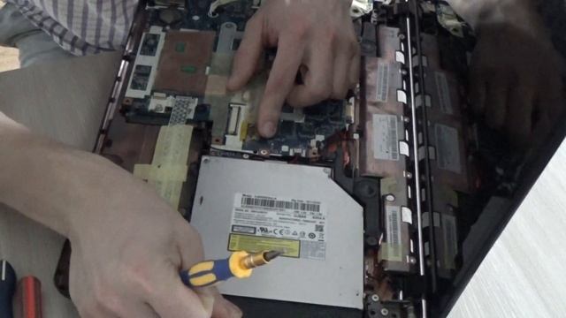 Разборка ноутбука Packard bell P5WS0 смотреть онлайн