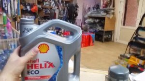 Есть разница Моторное масло Shell Helix ECO 5W-40 Синтетик против Shell Helix HX8 5W-40 API SN PLUS