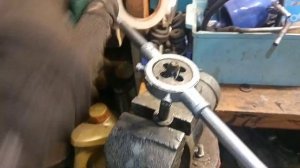 Outlander снятие бензобака замена на пластиковый, гантели замена, направляющая суппорта и др ТО. ч2