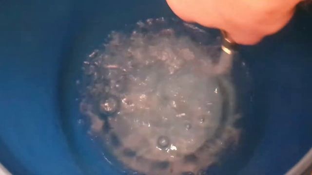 Растворение смеси с гипсом для реминерализации осмосной воды. смотреть онлайн