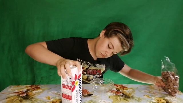 Обзор молочных подушечек Любятово! Хлопья с молоком смотреть онлайн