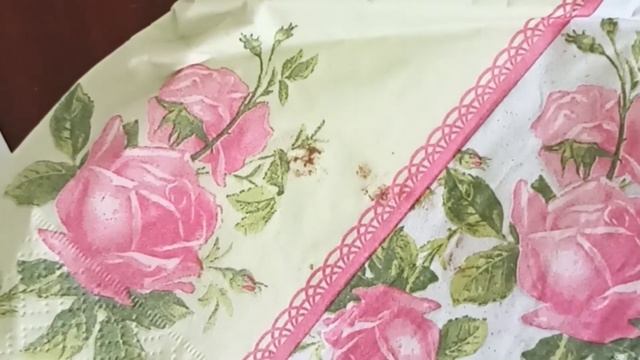 оздоблення фоторамки декупажем та скрапбукінгом