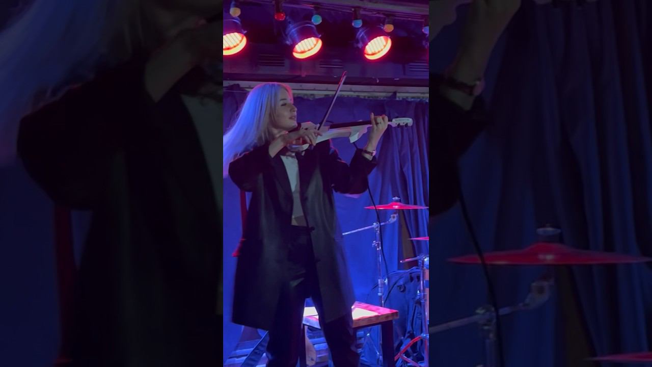 KATALINA Smooth criminal violin rock cover #violingirl #violin #violincover #violinist