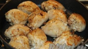 Куриные ножки с рисом на сковороде