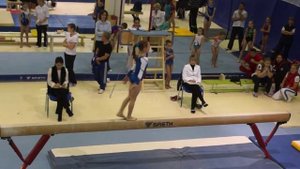 Спортивная гимнастика. Петрова Анастасия. Упражнение на бревне