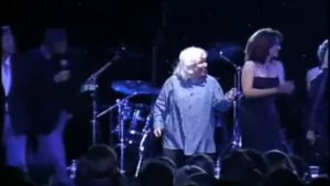 OLIVIA NEWTON JOHN & JOHN TRAVOLTA live SUMMER NIGHTS and cast Grease