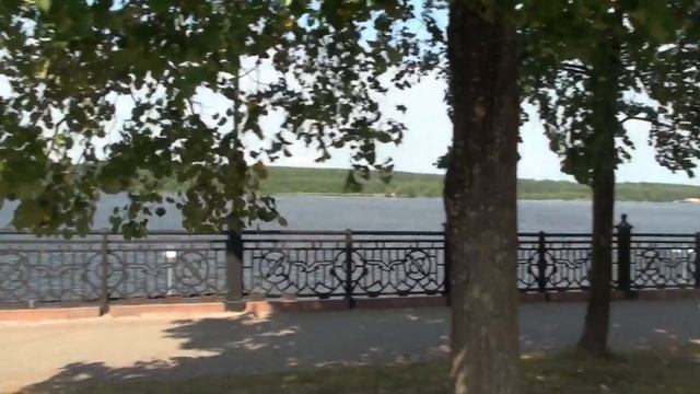 КИНЕШМА (13.07.2013) - город на Волге, русские красоты природы, прогулка по набережной смотреть онлайн