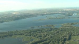 Посадка самолета в аэропорту Саратов-Центральный! Заход со стороны Волги!