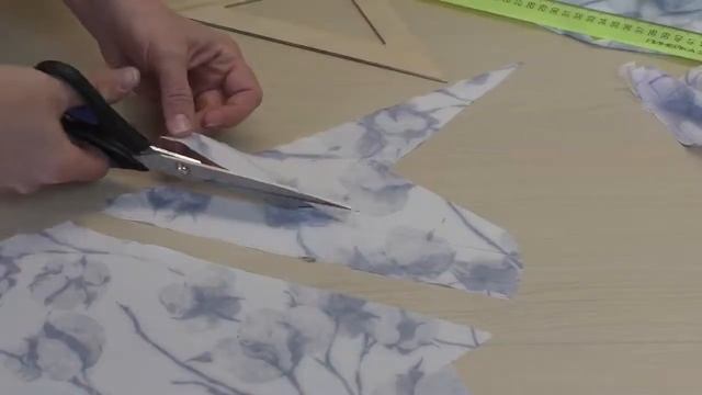 Как сшить базовую блузку своими руками Воротник бант и свободный крой