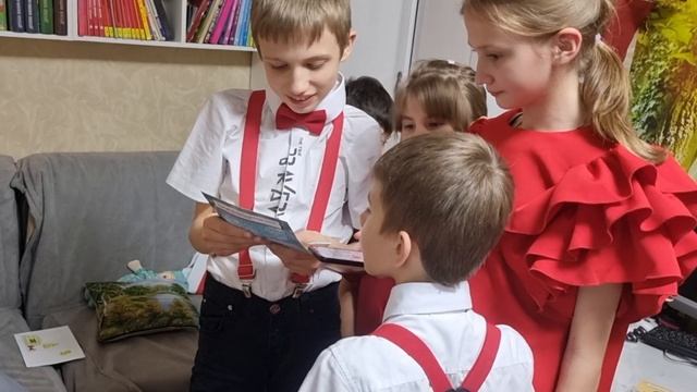 Приглашаем в новогоднюю сказку 2023 :) смотреть онлайн