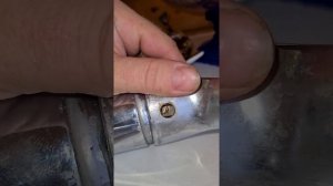 Самый худший смеситель кран на кухню, неремонтопригодный, картридж поменять нереально. Гайка сгнила