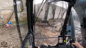 демонтаж забора экскаватором