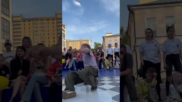 Танцует b-boy Халк, 9 лет #breaking #брейкданс #танцы