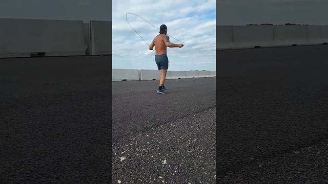 прыжки на скакалке(разминка) смотреть онлайн