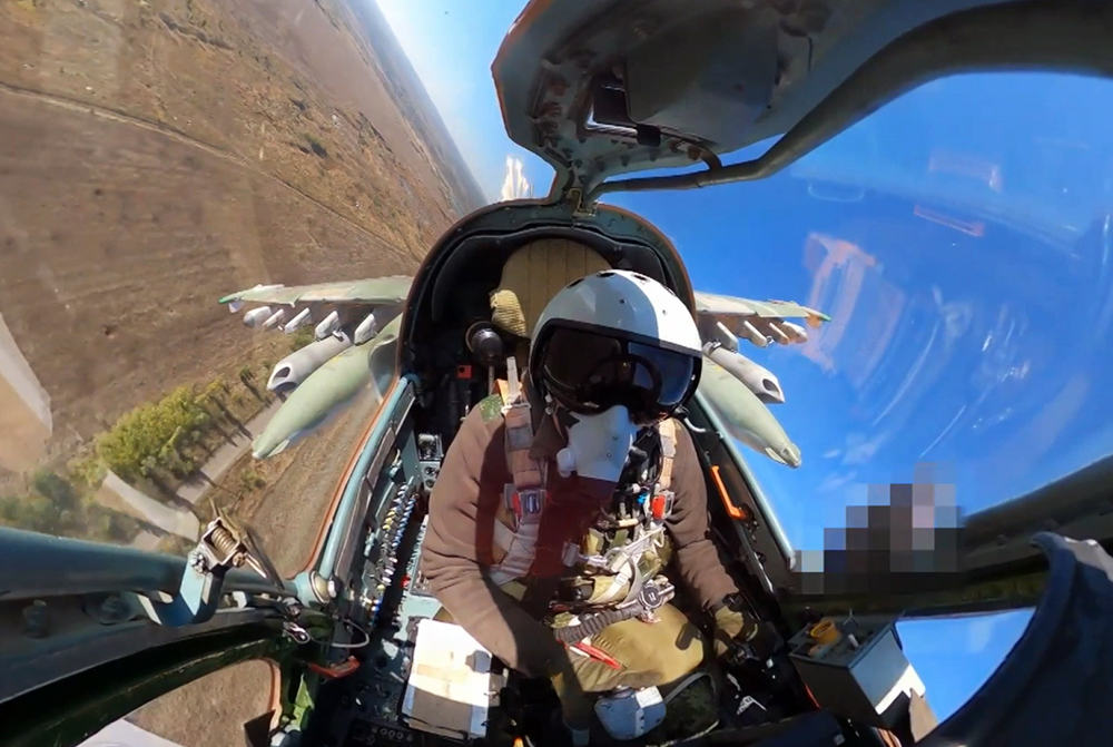 Российские Су-25 нанесли удары по опорным пунктам ВСУ / События на ТВЦ