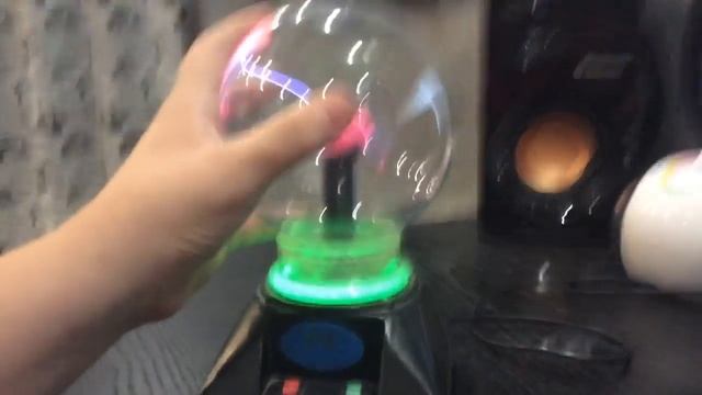 КАК УДАРИТЬ СЕБЯ ТОКОМ смотреть онлайн