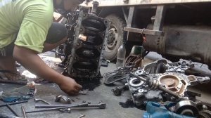 reassemble ZD30 engine part3