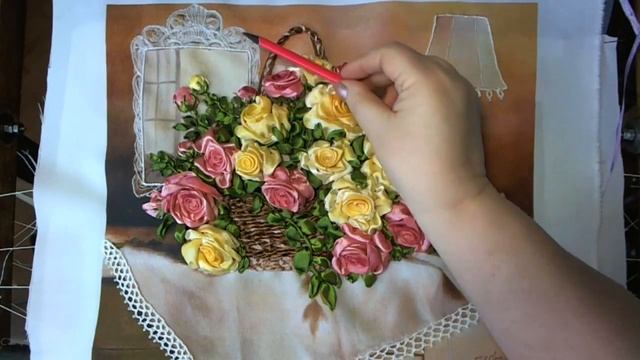Вышивка лентами. Мастер-класс вышиваем картину"Розы в корзине"