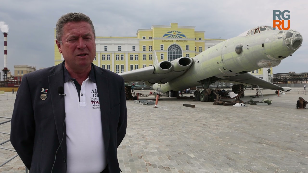 Реставрация советского бомбардировщика М-4.