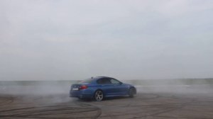 BMW M5 F10 Drift ( БМВ М5 Ф10 крутит )