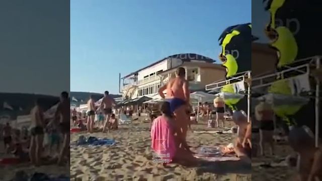 Туристы напоролись на провода при катании на аттракционе-парашюте за катером в Джубге смотреть онлайн