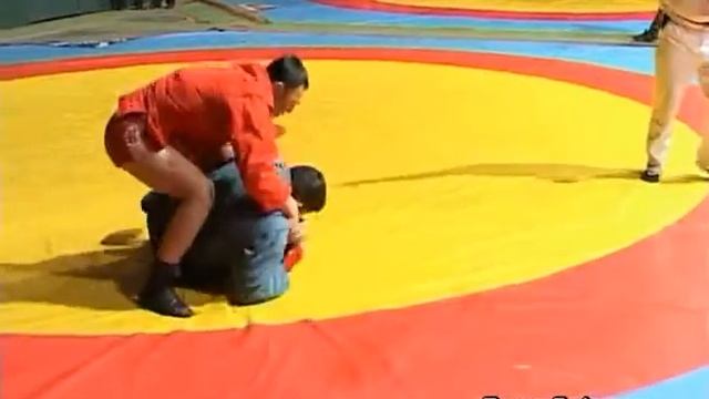 Самбо. Турнир Гордеева-2011. Финал. 74 кг Мирлан Эралиев-Мирбек Абдраимов смотреть онлайн